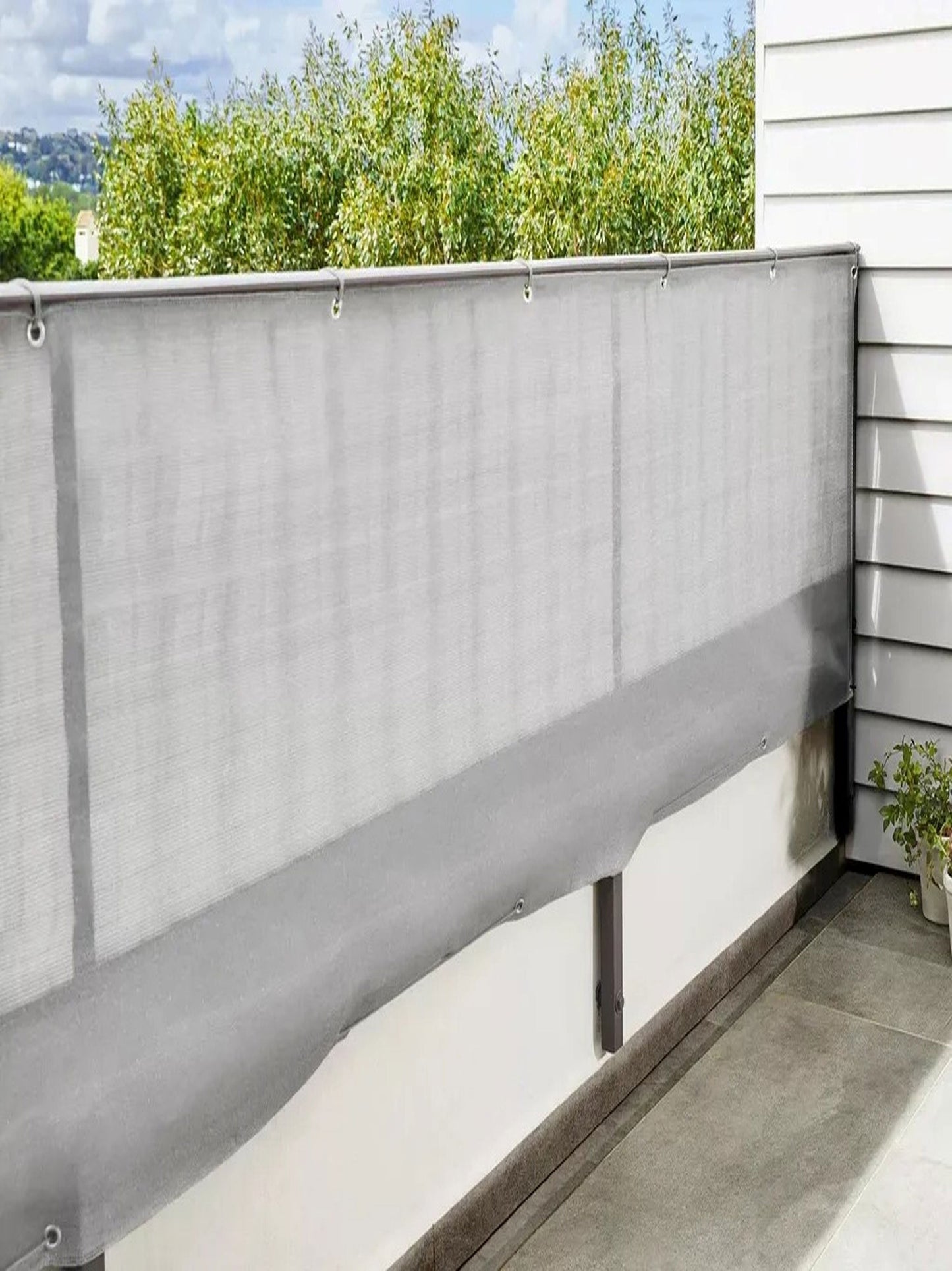 Livarno Home tear-resistant mat fence cover with 440 openings