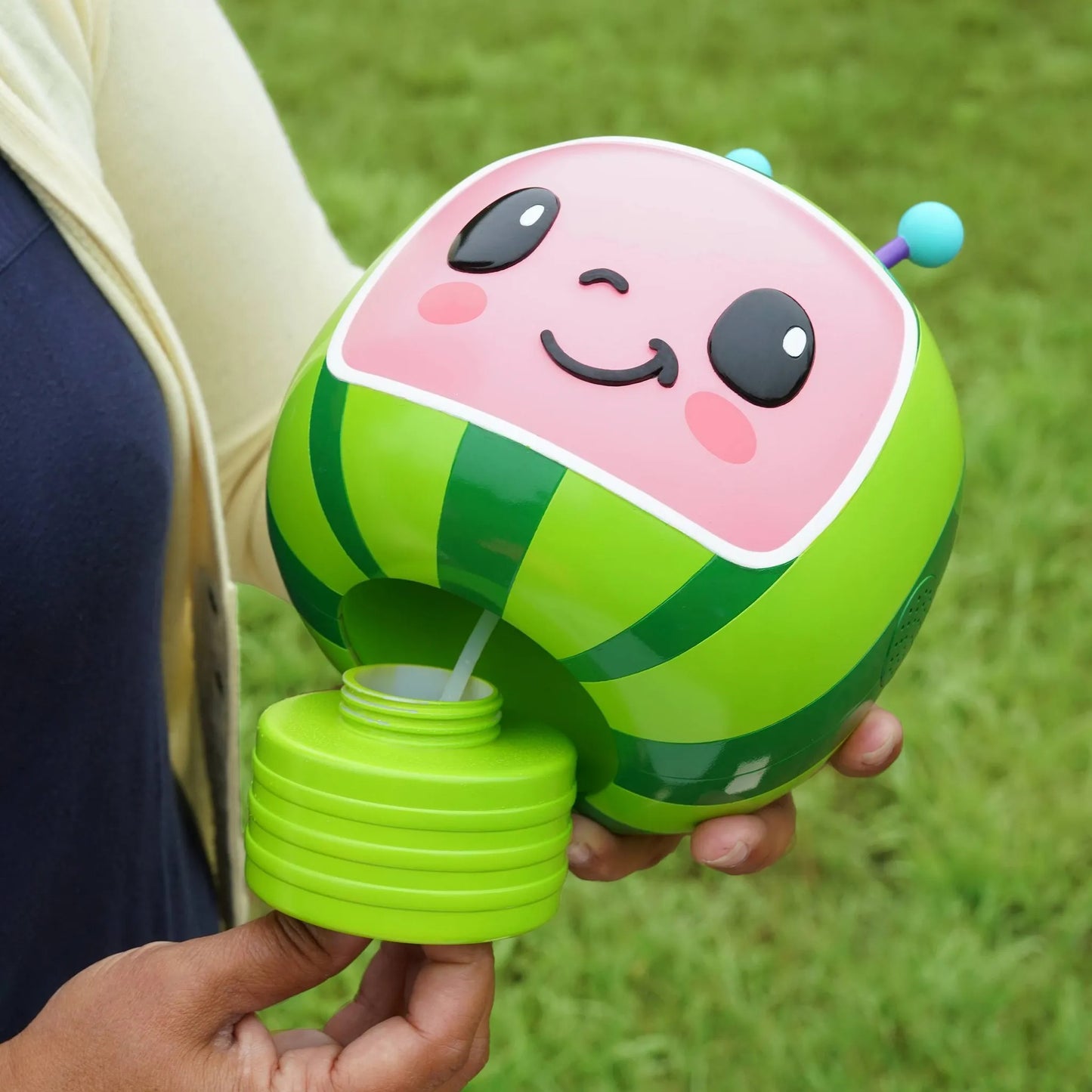Cocomelon No-Spill Musical Bubble Machine with Song