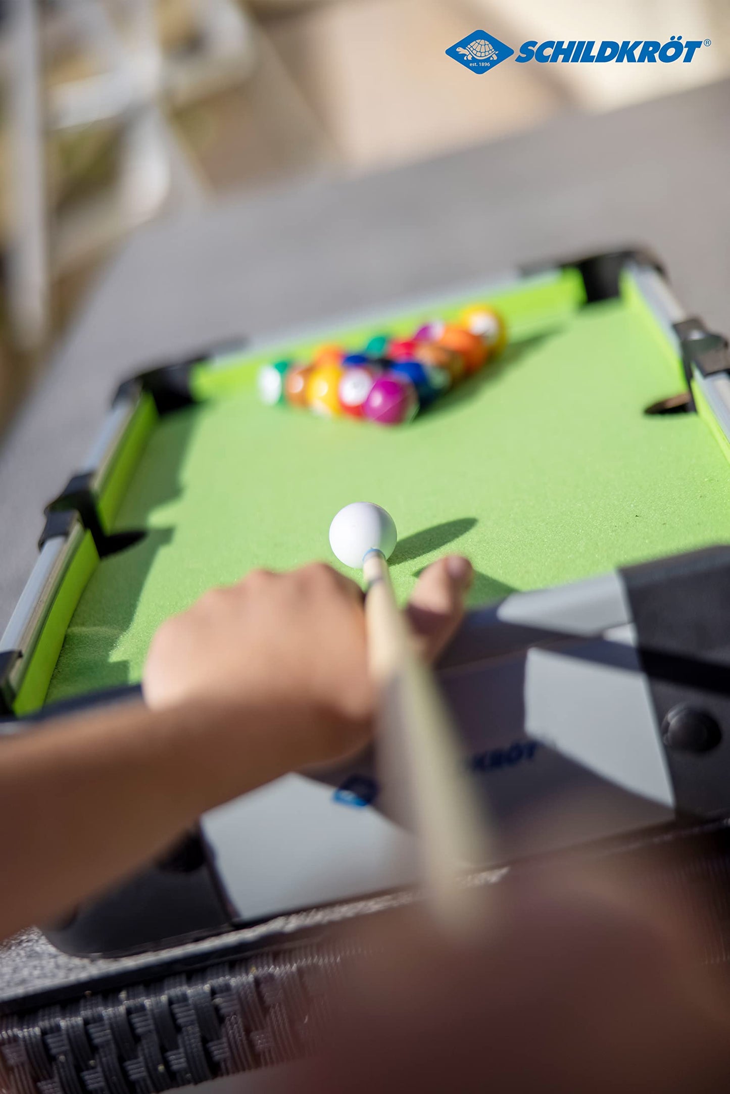 Schildkröt Mini Pool Table for Kids with Cues and Balls