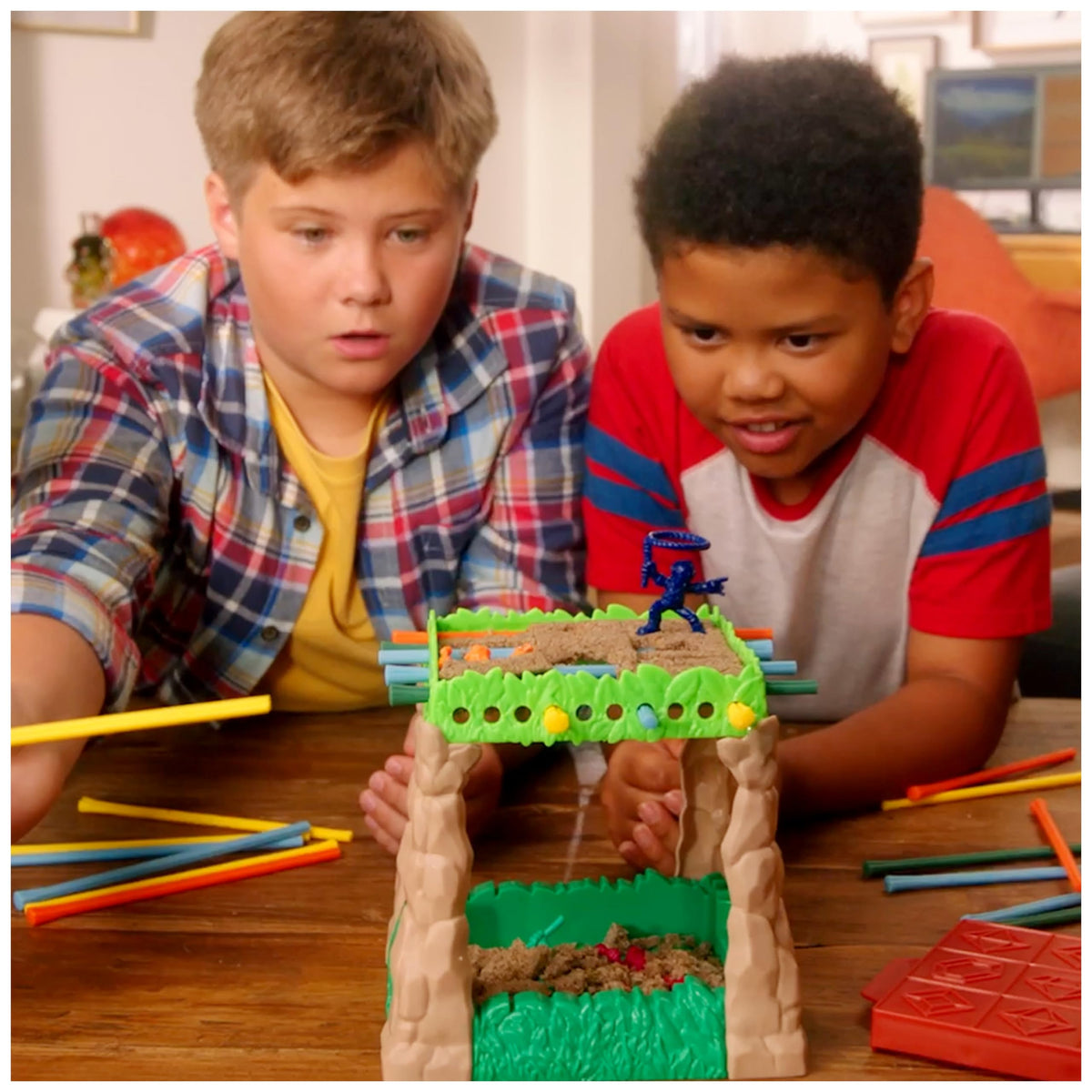 Spin Master Games Sink N' Sand Quicksand Kids Board Game