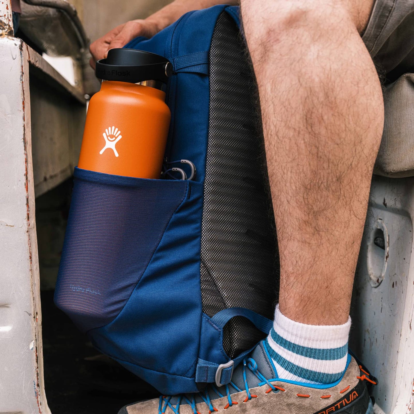 Hydro Flask 20 Oz Wide Flex Cap Insulated Water Bottle