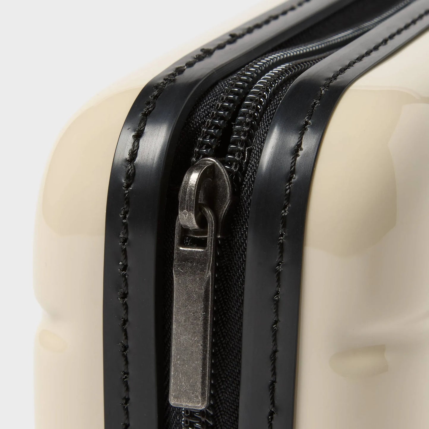 Open Story Hardside Dopp Kit Case in Off-White