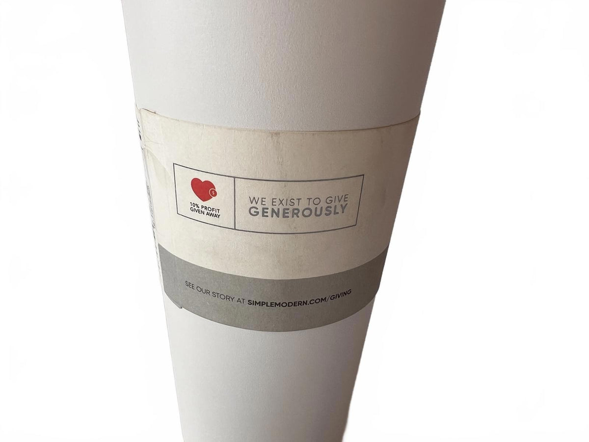 Simple Modern Classic 24 Oz White Water Bottle with Straw